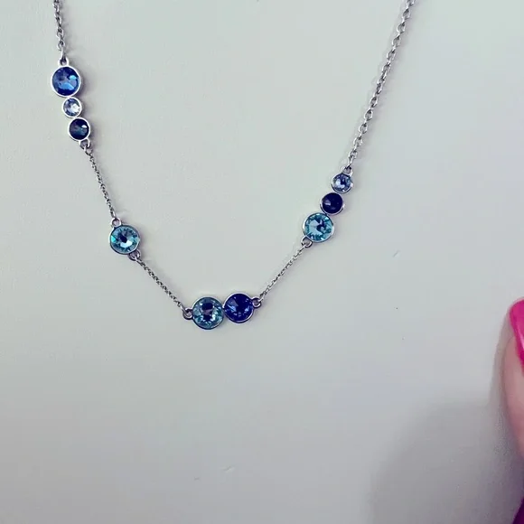 Off Set Necklace, blue - Picture 1 of 1